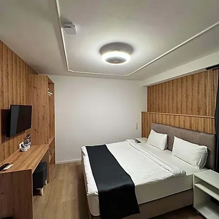 Dido Diamond Hotel *